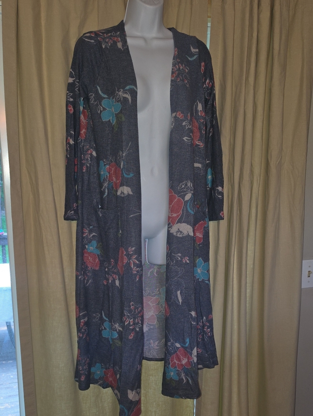 LuLaRoe Dark Gray Sarah Floral Open Cardigan w/ Teal & Pink Blooms Soft Material